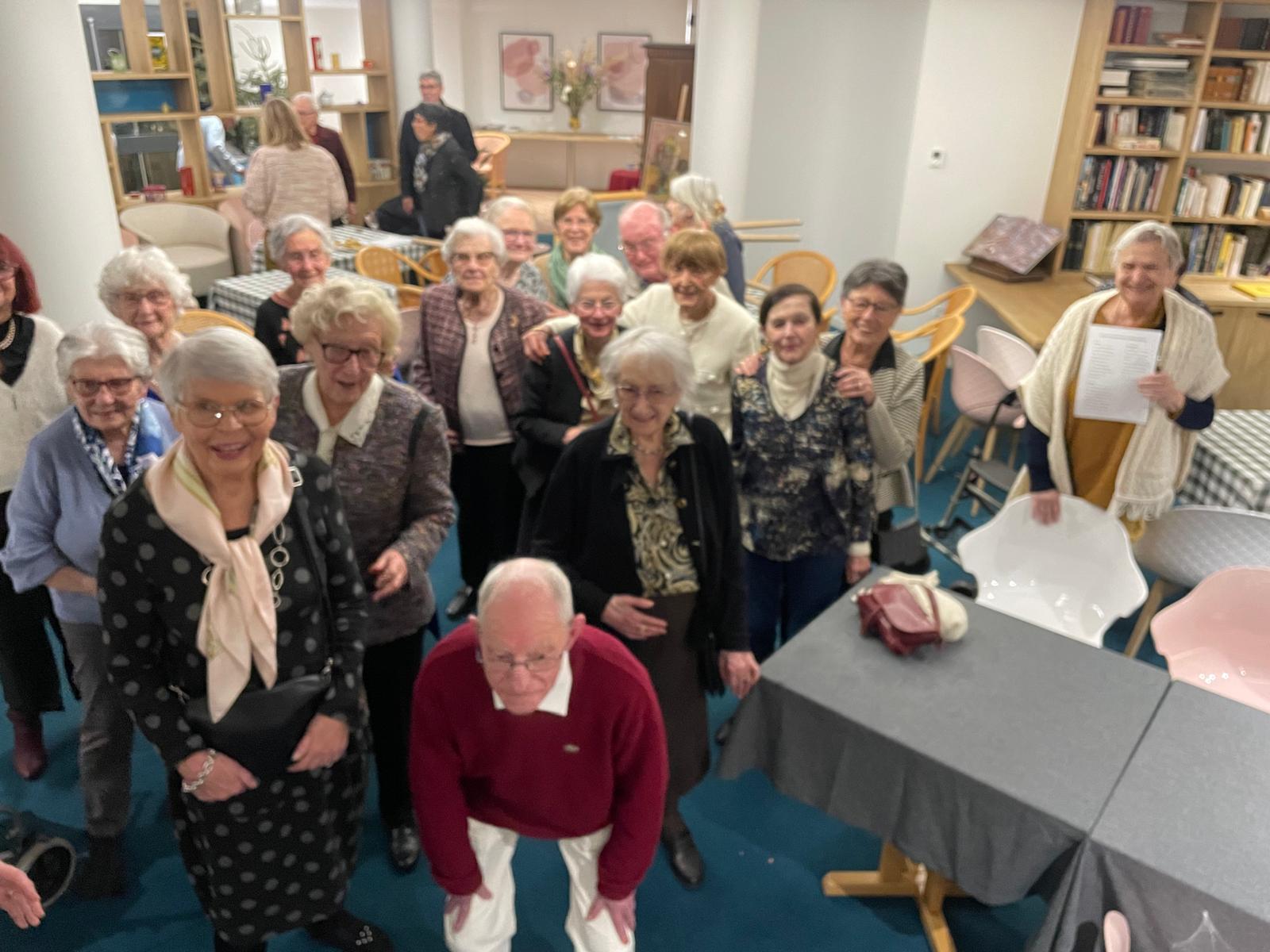 Residence Des Lices Residence Services Seniors Rennes Defile De Mode En Nos Residents Mannequins 2